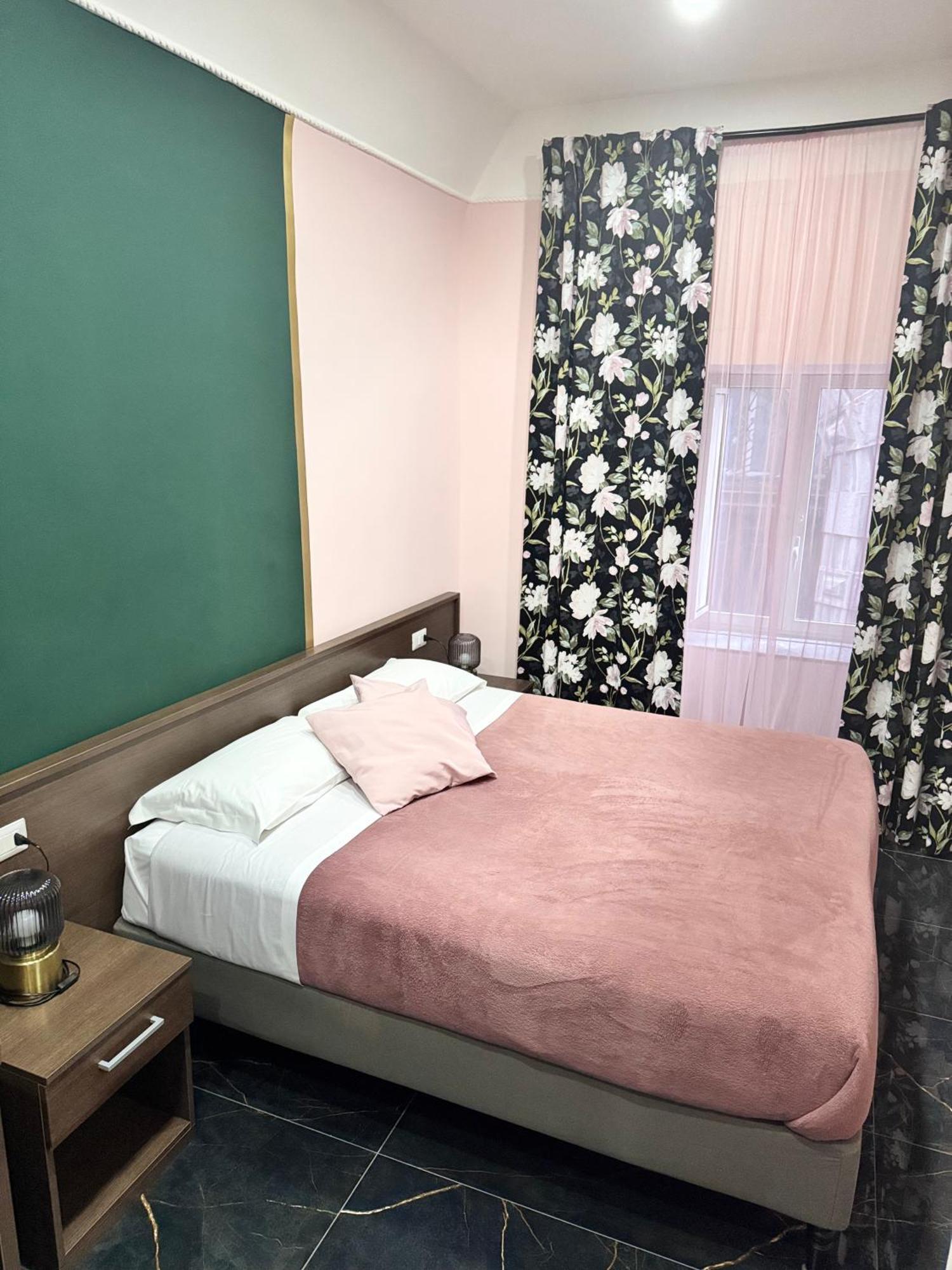 Katarios Suite เนเปิลส์ ภายนอก รูปภาพ